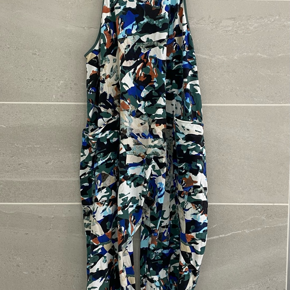Camouflage Sleeveless Jumpsuit